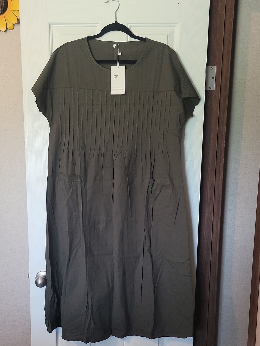 Ninexis Pleated Short-Sleeve Women's Dress